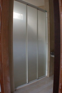 กระจกกั้นห้องน้ำ บานเลื่อน Shower Project